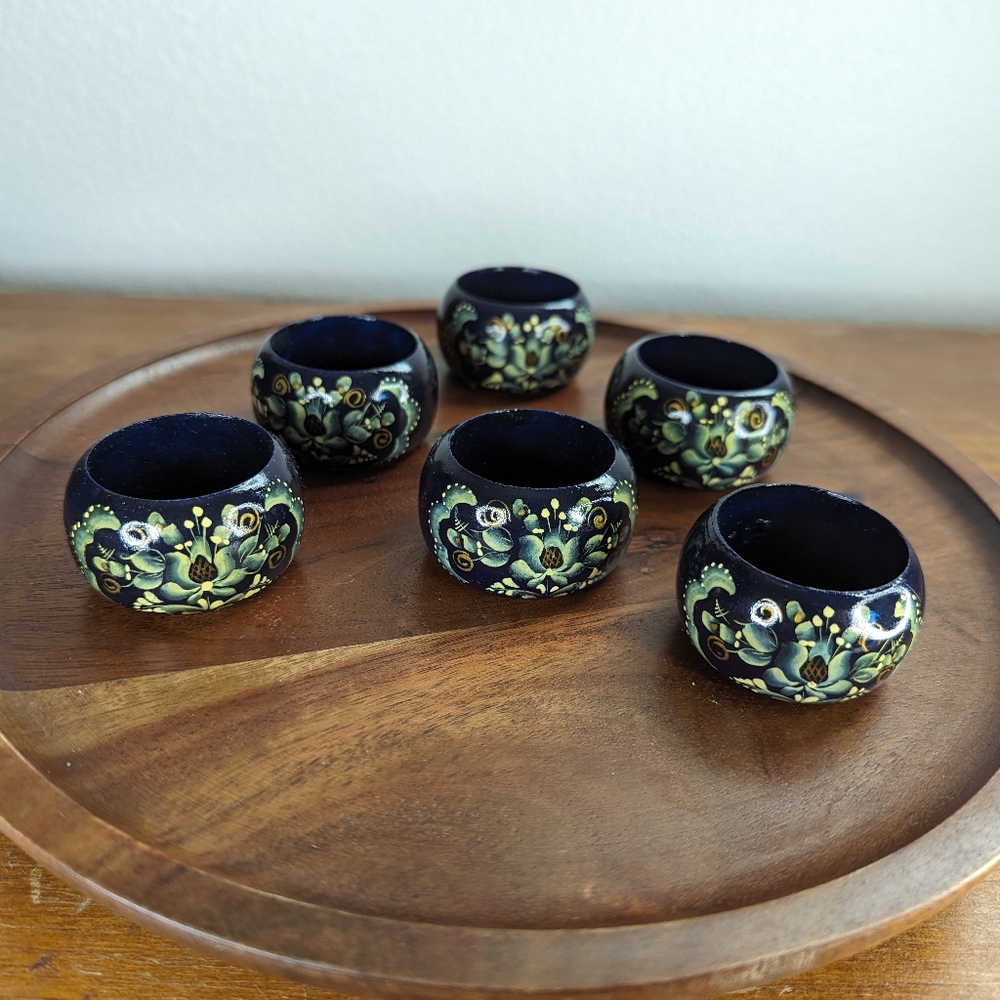 6 Vintage Hand Painted Wooden Napkin Rings Cobalt Blue Cream Lacquer Russian - Picture 2 of 6